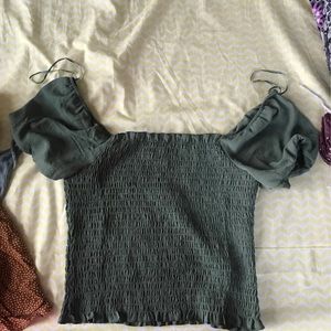 Geeen crop top
